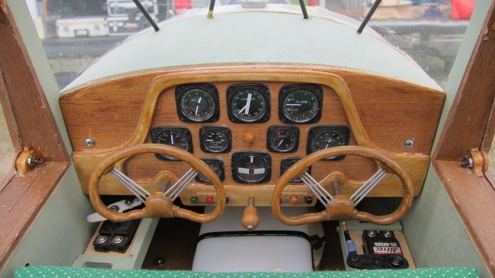 Image 4 of 19  -  136 kB